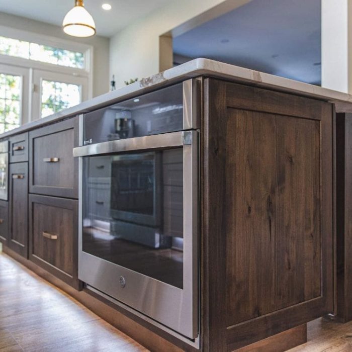 UCS-Woodbridge-Kitchen-by-Craig-21-of-31-scaled-1.jpg