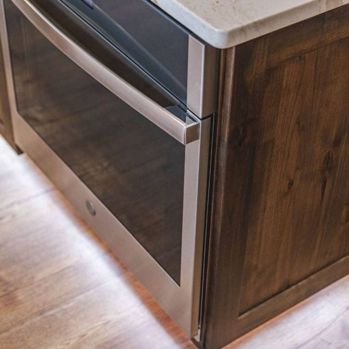 UCS-Woodbridge-Kitchen-by-Craig-22-of-31-scaled-1.jpg