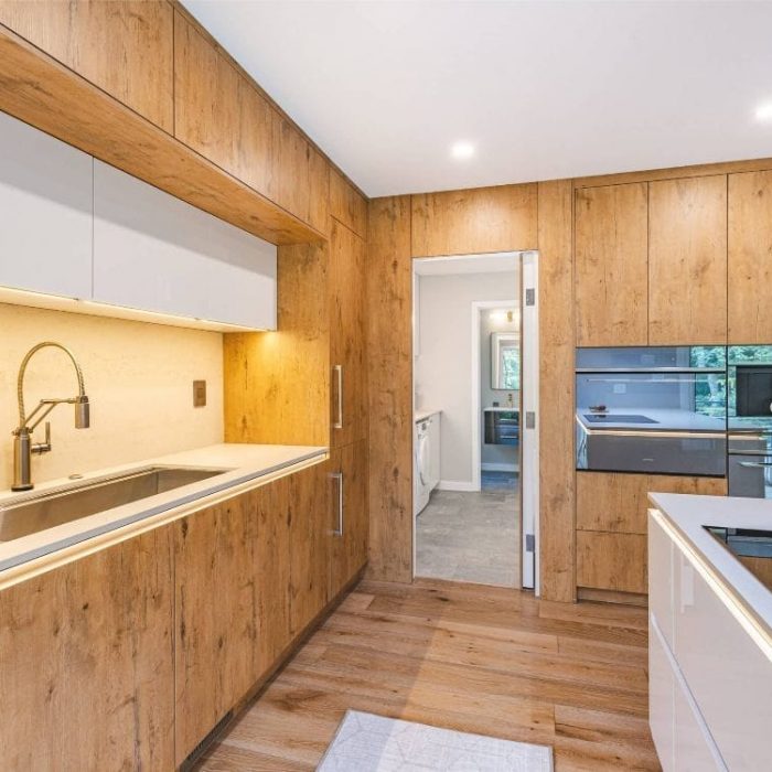 Usa-Cabinet-Teresa-Bosch-Home-Photos-8-of-70-scaled-1.jpg